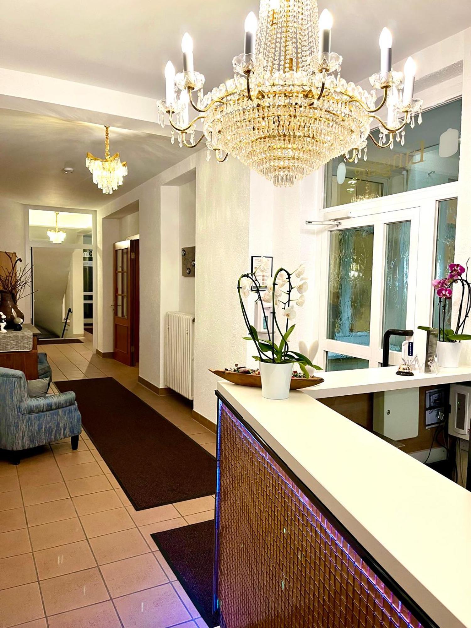 Hotel Zu Den Linden Wachtberg Eksteriør bilde